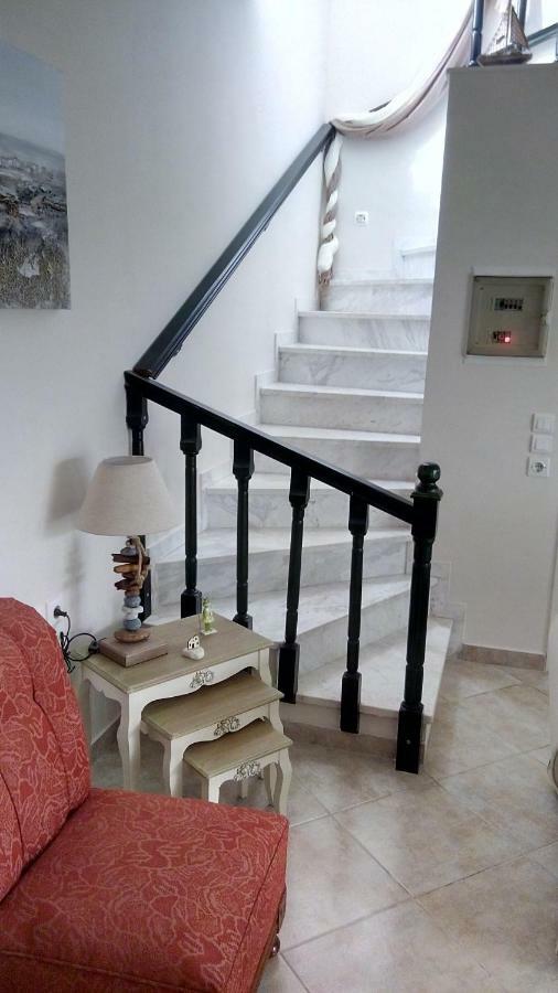 Cute Maisonette No2 On Coastal Sidewalk Nikiti  Buitenkant foto