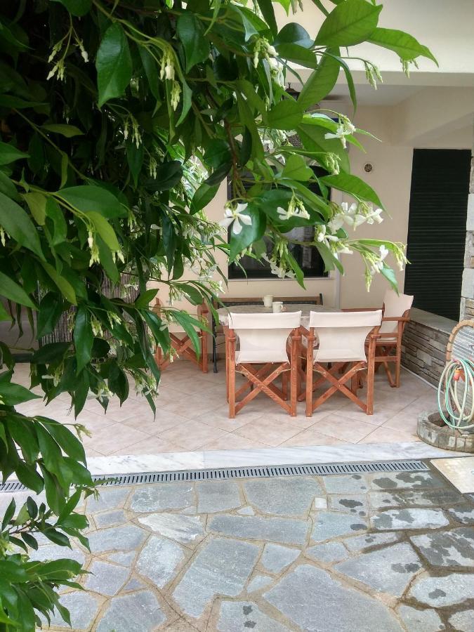 Cute Maisonette No2 On Coastal Sidewalk Nikiti  Buitenkant foto